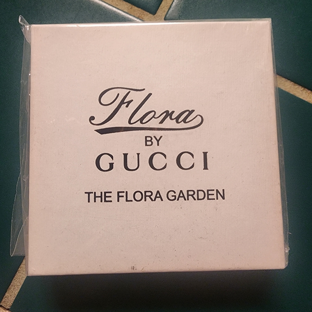 Flora by Gucci Perfume Box